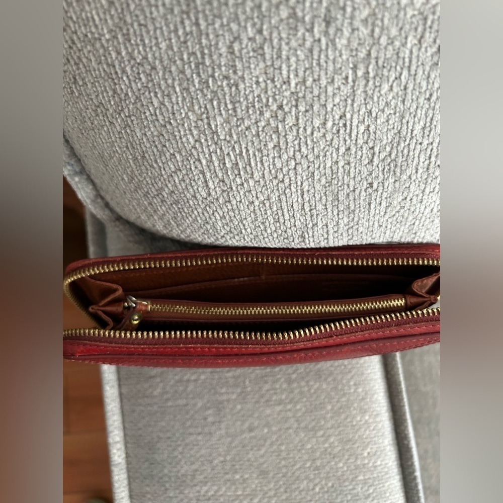 Abercrombie & Fitch Vintage Boho Leather Red Zip Around Wallet Wristlet Band - Picture 7 of 7
